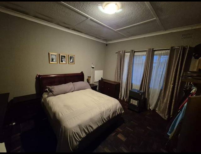 6 BEDROOM HOUSE FOR SALE IN ELSBURG
